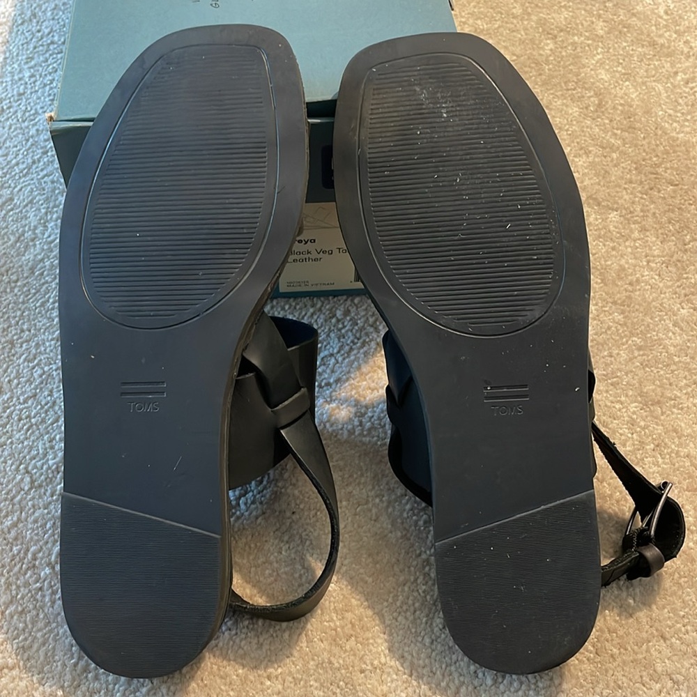 Toms Freya Toe Loop Sling Back Sandal - Picture 7 of 7